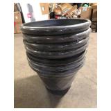 7 Pieces of Planter Pots in Black   Customer Returns See Pictures