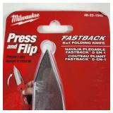 Open Box Milwaukee Press And Flip Fastback 5in1 Folding Knife 48-22-1540