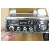 CB Radio Midland International (NEW in box)
