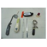 Electric Knife & other kitchen utensils