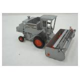 Gleaner Allis-Chalmers Combine