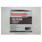 Hydraulic Fluid & Kawasaki Oil Filters (3ct)