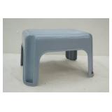 Rubbermaid step stool