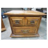 2 drawer night stand