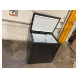 Arctic King 7.0 Cu ft Chest Freezer, Convertible