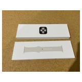 Apple Watch SE (2nd Gen) GPS 44mm Smartwatch with Starlight Aluminum Case MXEU3LL/A