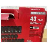 43PCS Milwaukee 49-66-7009 SHOCKWAVE Impact Duty 3/8" Drive SAE & Metric Deep 6 Point Socket Set