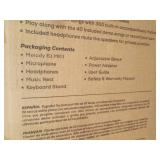 NIB KEYBOARD ALESIS MELODY 61