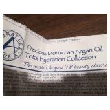 NIB SIGNATURE A BEAUTY SET