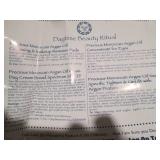 NIB SIGNATURE A BEAUTY SET