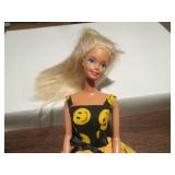 VINTAGE BARBIE
