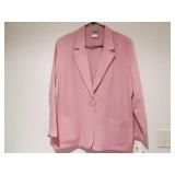 WOMENS BLAZER SIZE 18