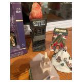 Set of 6 Holiday Village Collectibles