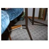 Table with 4 rolling chairs 42in w ...