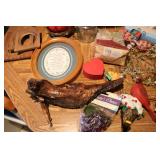 Decor robins, picture frames and mo...