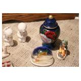 Decorative glassware and collectabl...