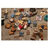 Decorative trinkets...