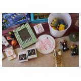 miscellaneous decor, vintage photos...