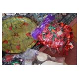 miscellaneous decor, vintage photos...