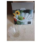 Mikasa glass decorative bowl...