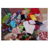 Huge Barbie lot vintage Barbies, Ha...