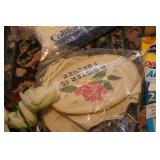 Miscellaneous lot artificial flower...