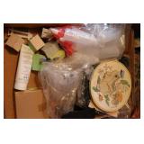 Miscellaneous lot artificial flower...