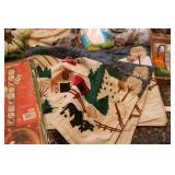 Miscellaneous lot artificial flower...