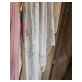 Lovely Collection of Table Linens * Napkins * Placemats