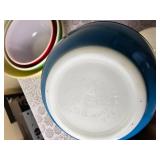 Vintage Pyrex Primary Color Mixing Bowl Set