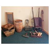 Primitive Household Tools & Décor