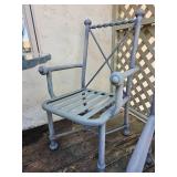 Wisted Cast Aluminum Patio Table Set with Scalloped Edge Glass Top