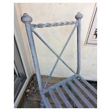 Wisted Cast Aluminum Patio Table Set with Scalloped Edge Glass Top