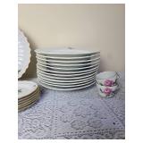 Meissen Porcelain Pink Rose Pattern China Service