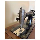 Antique Trendle Singer Sewing Machine G8110528