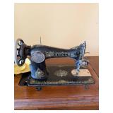 Antique Trendle Singer Sewing Machine G8110528