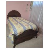 Stunning Vintage Scallop Shell Twin Bed  Set - (A)