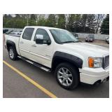 2012 GMC Sierra 1500 Denali AWD 6.2L V8