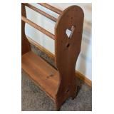 Decorative Pine Quilt Rack