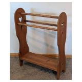 Decorative Pine Quilt Rack