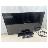 32 inch JVC Flat Screen TV with Remote