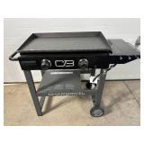 New Charbroil 28 inch Performance Griddle 2 -Burner Liquid propane Flat Top Grill