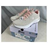 New Skechers Arch Comfort Shoes - Size 12
