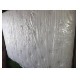 Pillow top queen mattress