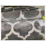 Stairway hallway runner rug