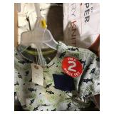 BOX ASSORTED CLOTHING/BLANKET/PILLOW