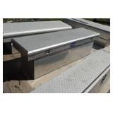UWS Cross Bed Deep Well Aluminum Toolbox for Chevrolet/GMC