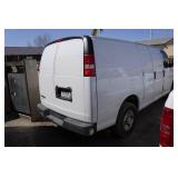 2017 Chevrolet Express Work Van - 6.0L L96 LS