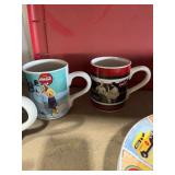 4 coke coffee cups & 4 coke plates
