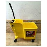 Libman One-Piece Commercial Mop Bucket and Wringer (Retails for $69.98)